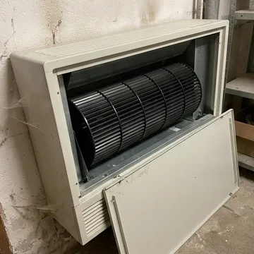 Photo jointe par Sandra W. à Neuilly-sur-Seine : Dépannage de climatisation